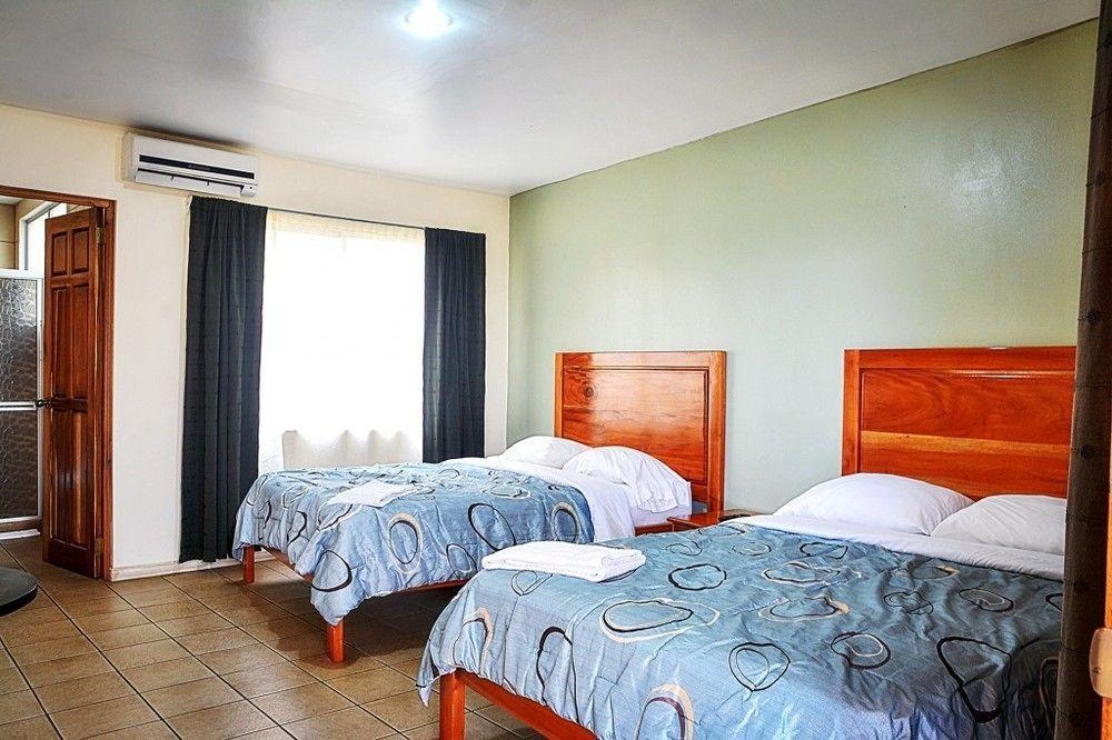 Hotel La Villa Quesada  Dış mekan fotoğraf