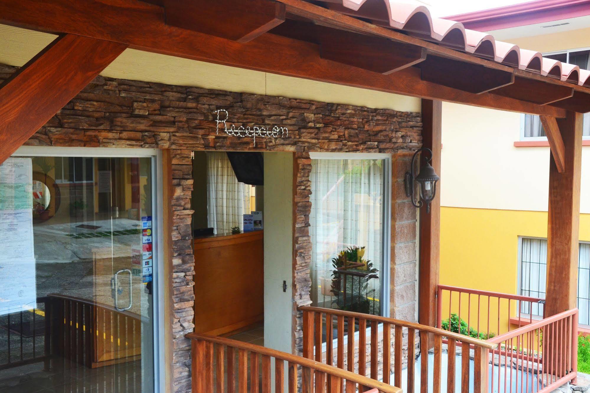 Hotel La Villa Quesada  Dış mekan fotoğraf